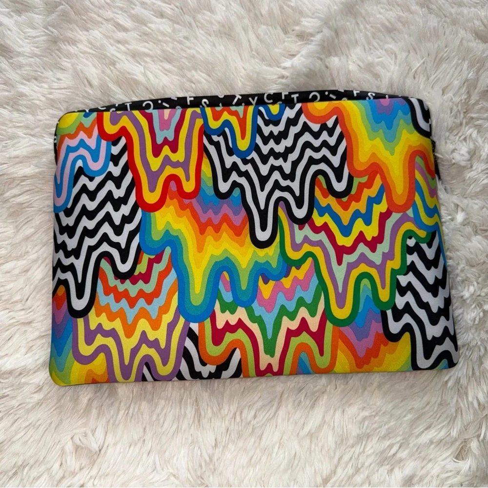 Casetify Colorful Wave Pattern Laptop Sleeve